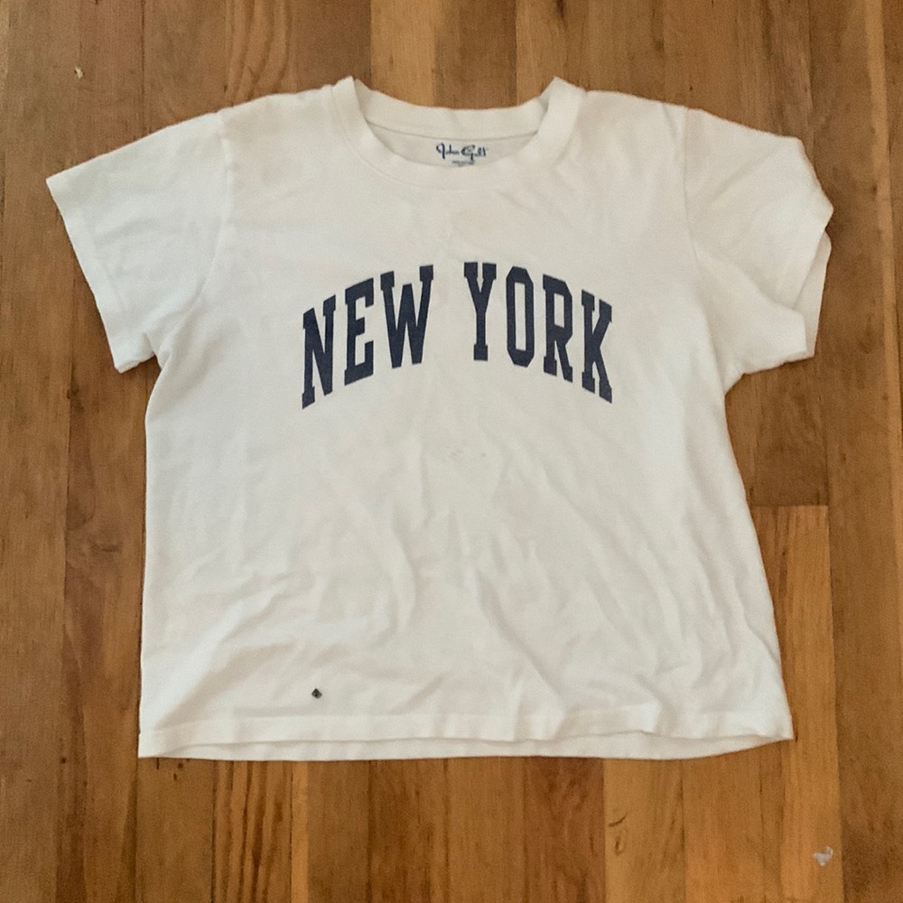 Pacsun New York cropped white shirt with blue writing shirt arms shirt